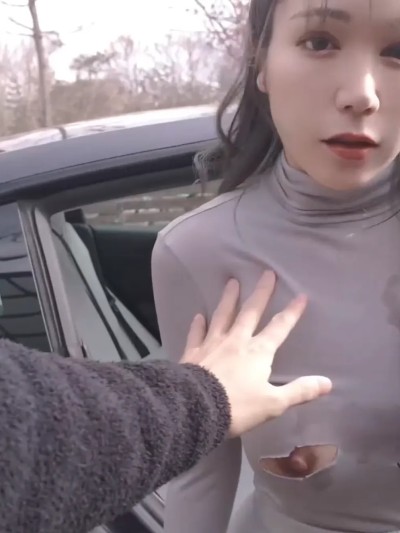 Unknown Cosplayer – Car