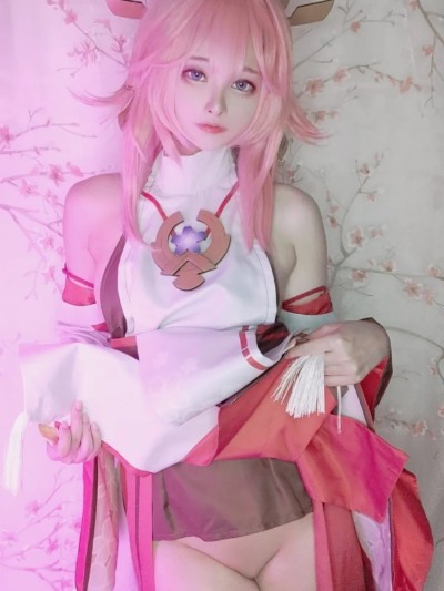 Meenfox cosplay Yae Miko and Gorou – Genshin Impact