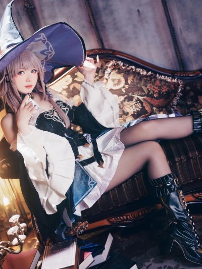 霜月shimo cosplay The Herta – Honkai:Star Rail