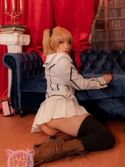 Lovely Space Kitten – Rima