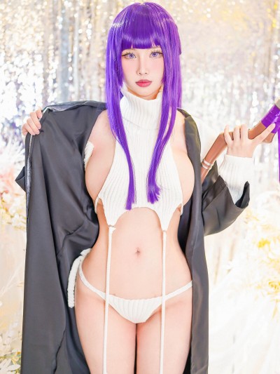 Kaya Huang – Fern sexy sweater