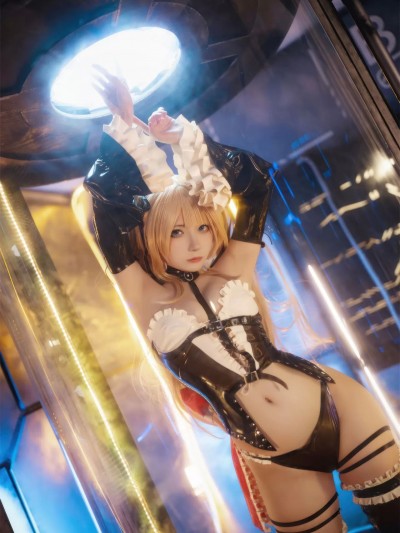 是三不是世w – 玛丽萝丝胶衣