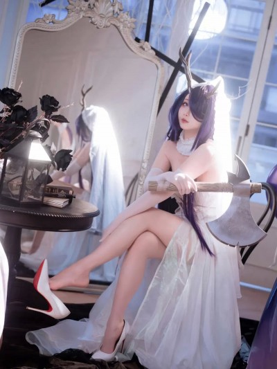 Rioko凉凉子 – Golden Hind