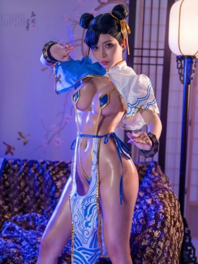 Umeko J – Chun-Li